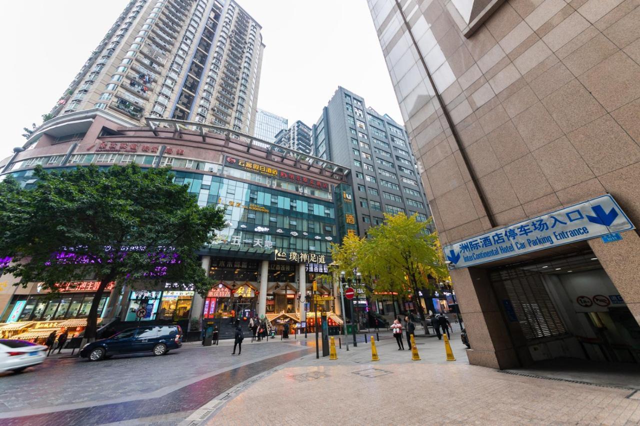 Iu Hotel Chongqing Jiefangbei エクステリア 写真